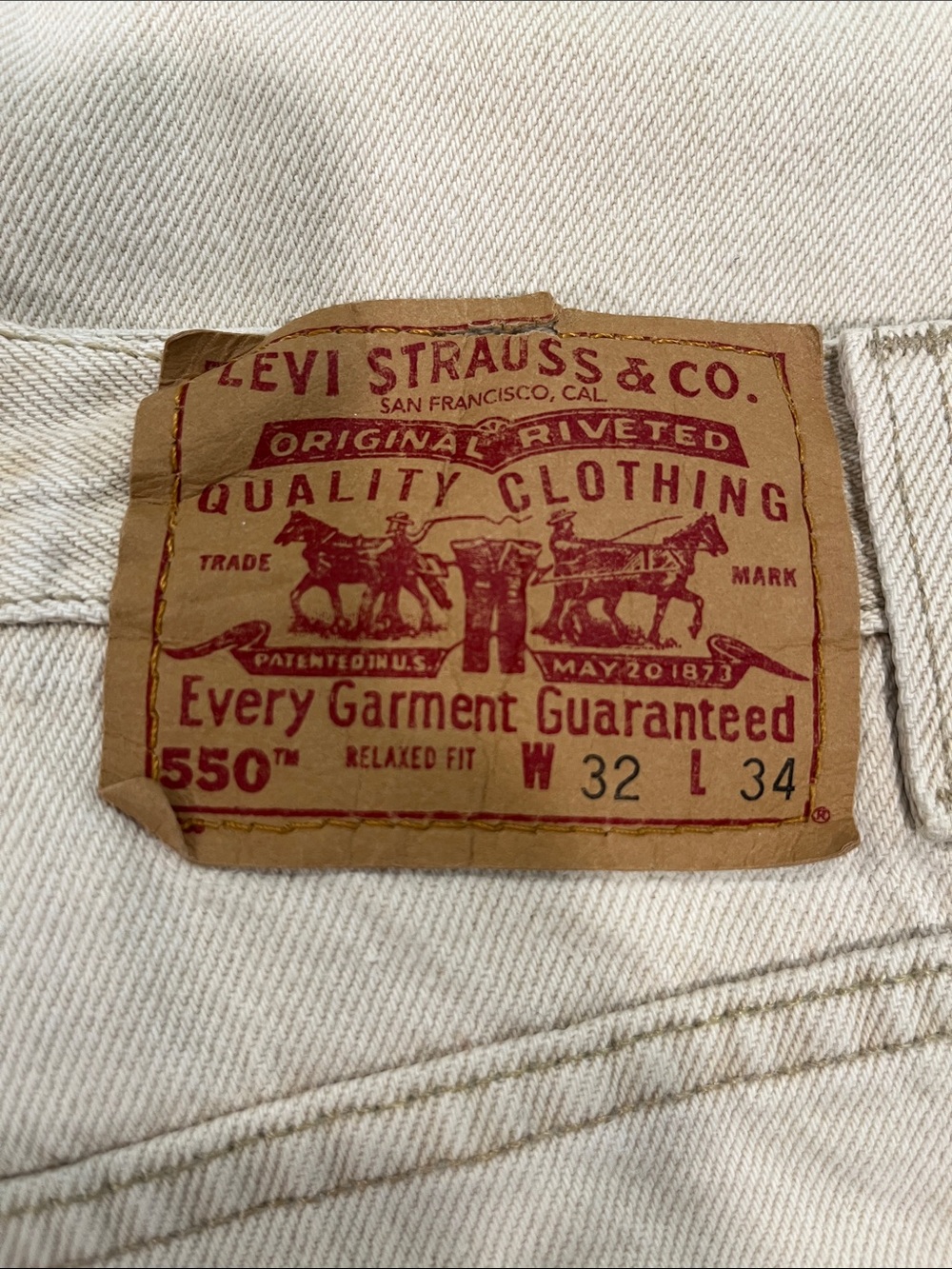 Levi's 550 Relaxed Fit Men’s Jeans — Cream